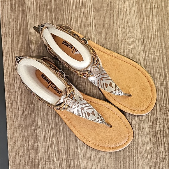 MINNETONKA SANDALS - Picture 2 of 4